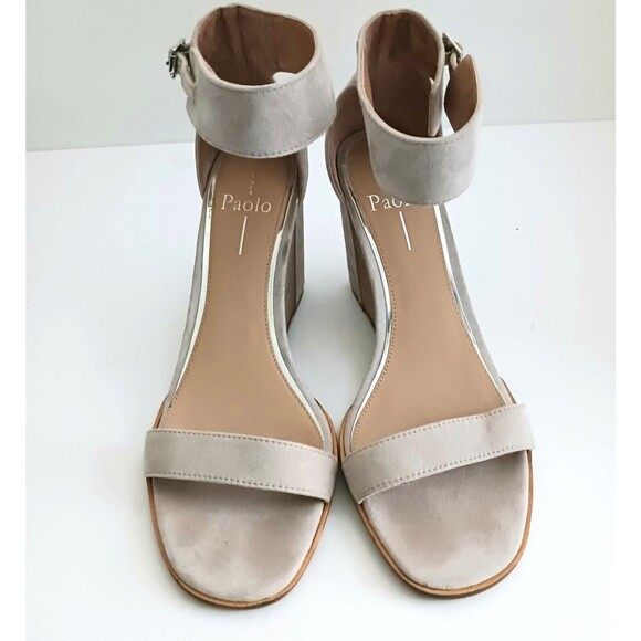 Linea Paola Elodie Wedge Sandal Lt Gray Suede Buckle Ankle Strap Sz 7 - Picture 2 of 9